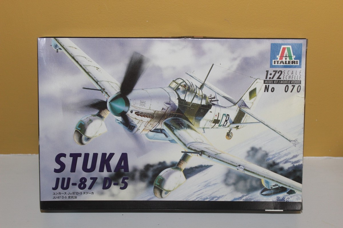 italeri 1/72 scale Stuka Ju-87 D-5 plane model