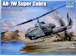 Trumpeter 1/35 ölçek AH-1W Super Cobra helikopter