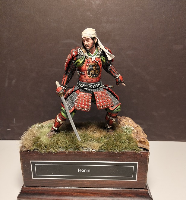 Pegasso Model 90mm  Ronin boyalı figür