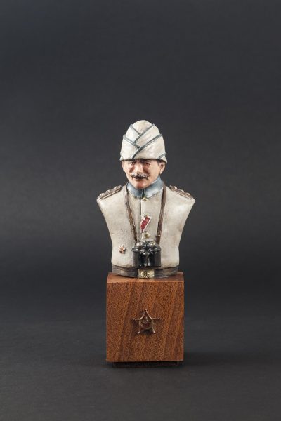 1/9 Canakklae Turkish Officer Bust, with Enveriye Hat