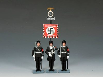 King & Couıntry Toy Soldiers “The Leibstandarte Adolf Hitler Standard Set” (set of 3)