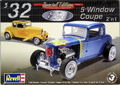Revell 1:25 Maket 1932 Ford 5 Window Coupe