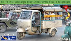 Gecko 1/35 ölçek 60'~70's Saigon Shuttle Motor-Tricycle w/The Driver & Passengers