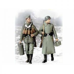 MASTER BOX 1/35 figure   "Supplies, at last! German soldiers, 1944-1945"